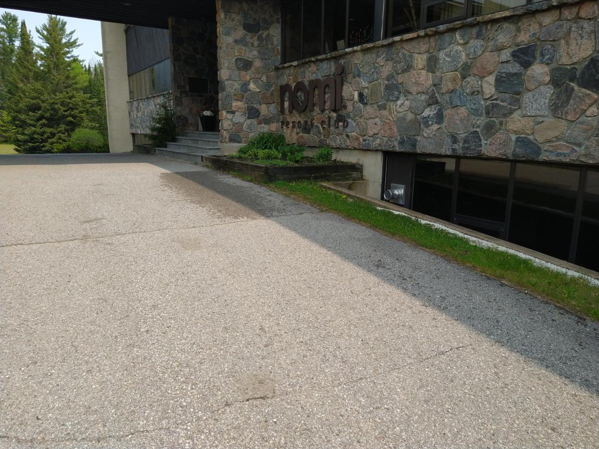 Nomi Resort Harcourt Экстерьер фото